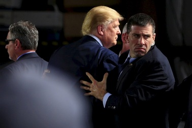 Mật vụ Mỹ cạn tiền vì bảo vệ gia đình Tổng thống Trump