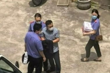 Hôm nay nguyên Trưởng Công an quận Đồ Sơn cùng thuộc cấp hầu tòa