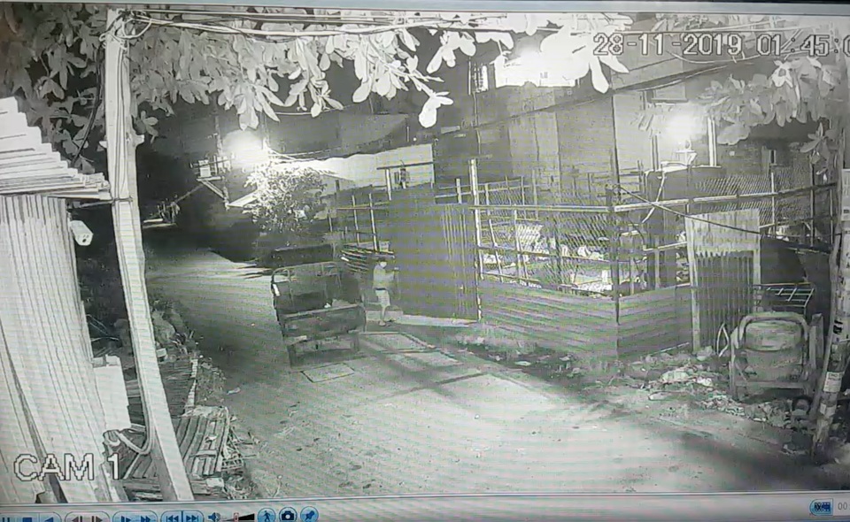 Trộm chốt cửa nhà dân, phá 5 lớp khoá lấy 2 xe ba gác - 6 Trộm chốt cửa nhà dân, phá 5 lớp khoá lấy 2 xe ba gác - 6