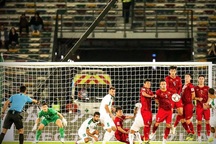 Thủ thành Văn Lâm có thực sự đứng sai vị trí?