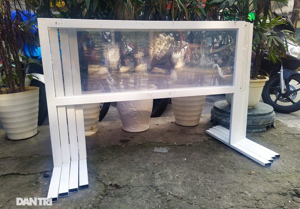 Quán nhậu tái khởi động giãn cách bằng vách ngăn, phòng chống dịch Covid-19 - 8 Quán nhậu tái khởi động giãn cách bằng vách ngăn, phòng chống dịch Covid-19 - 8