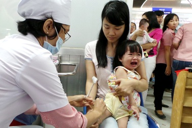 33 trường hợp phản ứng sau tiêm chủng