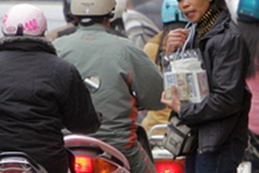 Chùm ảnh: Chợ tiền tết Hà Nội