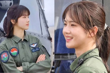 Vẻ xinh đẹp như diễn viên của nữ phi công 9x chuyên lái máy bay quân sự