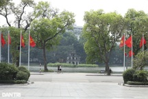 Vì sao quận Hoàn Kiếm thuộc diện phải sáp nhập?