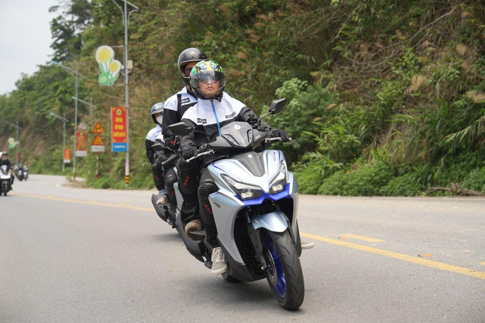 Yamaha NVX 155: Đậm khí chất thể thao, định hình phong thái mạnh mẽ - 1 Yamaha NVX 155: Đậm khí chất thể thao, định hình phong thái mạnh mẽ - 1