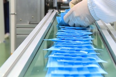 Những “cú đấm” gặp khó, nền sản xuất Việt Nam trông chờ vào đâu?