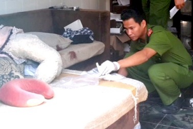 Nghi án người mẹ sát hại con gái 3 tuổi trong nhà nghỉ