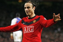Berbatov đầu quân cho đội bóng của Công Vinh?