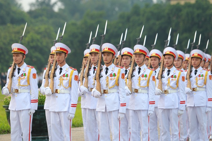 Lễ chào cờ sáng 2/9/2020 tại Quảng trường Ba Đình, trước Lăng Chủ tịch Hồ Chí Minh - Ảnh 8. Lễ chào cờ sáng 2/9/2020 tại Quảng trường Ba Đình, trước Lăng Chủ tịch Hồ Chí Minh - Ảnh 8.