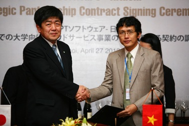 Triển khai phần mềm quản lý đại học tại Việt Nam