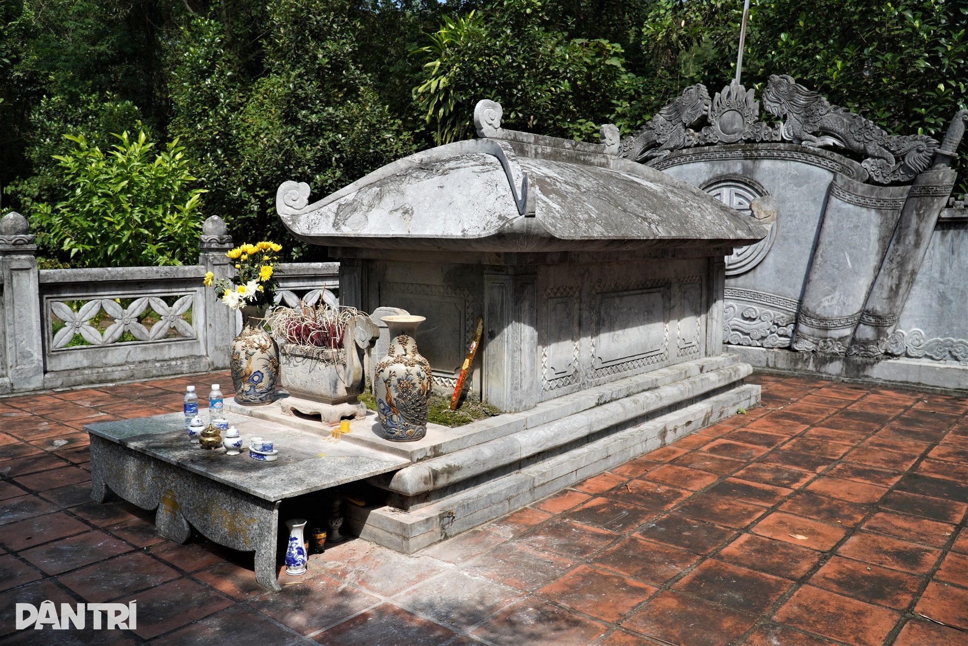 Giai thoại về nơi yên nghỉ của Đại danh y Hải Thượng Lãn Ông - 8 Giai thoại về nơi yên nghỉ của Đại danh y Hải Thượng Lãn Ông - 8