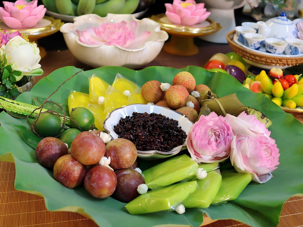 Gợi ý bài văn khấn Tết Đoan Ngọ và lưu ý về mâm cúng theo truyền thống - 2 Gợi ý bài văn khấn Tết Đoan Ngọ và lưu ý về mâm cúng theo truyền thống - 2