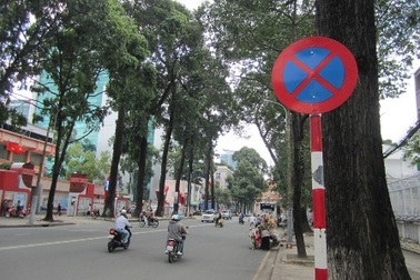 TPHCM: Bỏ 16 đoạn đường cho phép đậu xe