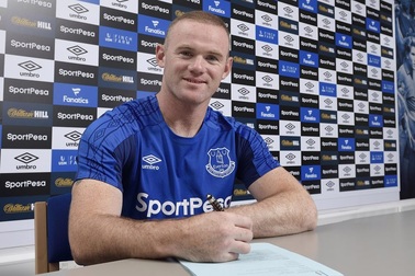 Wayne Rooney chính thức rời MU