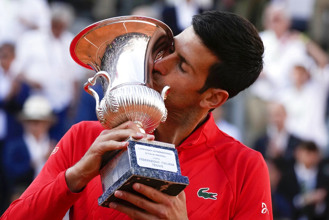 Vượt xa Nadal và Federer về các danh hiệu, Djokovic chia sẻ cảm xúc - 1 Vượt xa Nadal và Federer về các danh hiệu, Djokovic chia sẻ cảm xúc - 1