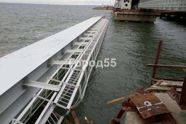 Cây cầu thế kỷ nối liền Nga-Crimea gặp sự cố