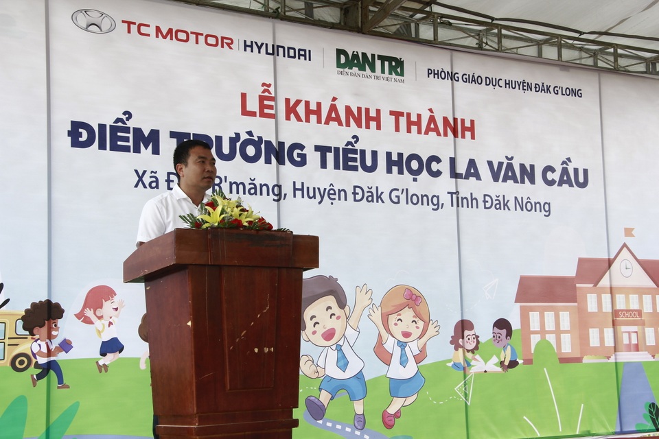 Có phòng học Dân trí, hàng trăm em nhỏ Tây Nguyên chấm dứt chuyện học nhờ - 4 Có phòng học Dân trí, hàng trăm em nhỏ Tây Nguyên chấm dứt chuyện học nhờ - 4