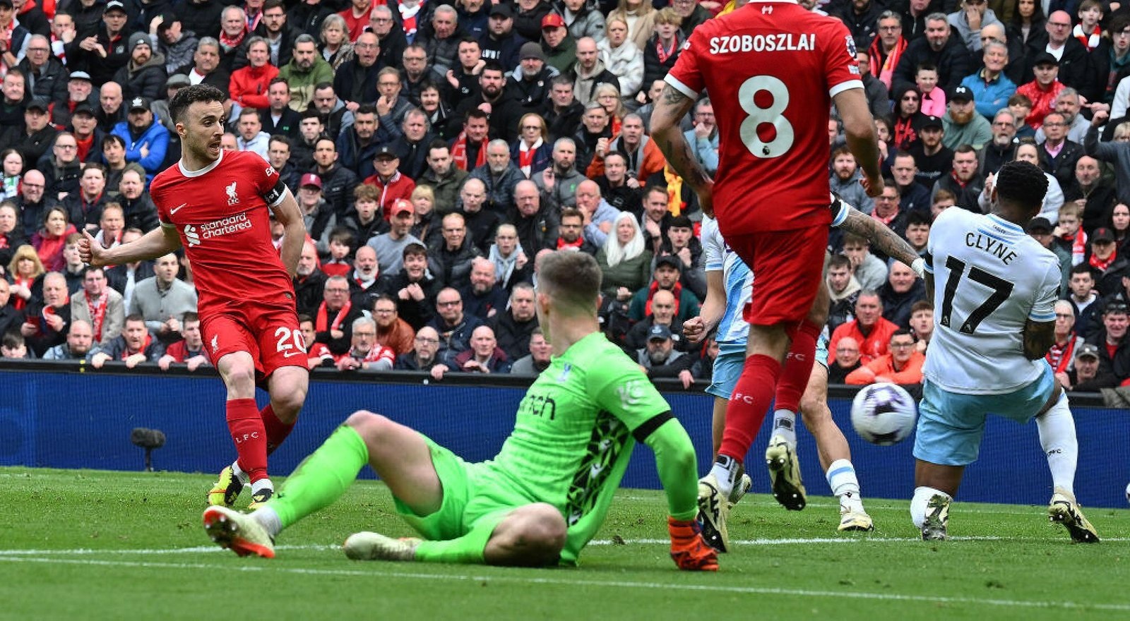 View - Liverpool thua sốc trước Crystal Palace tại Anfield | Báo Dân trí