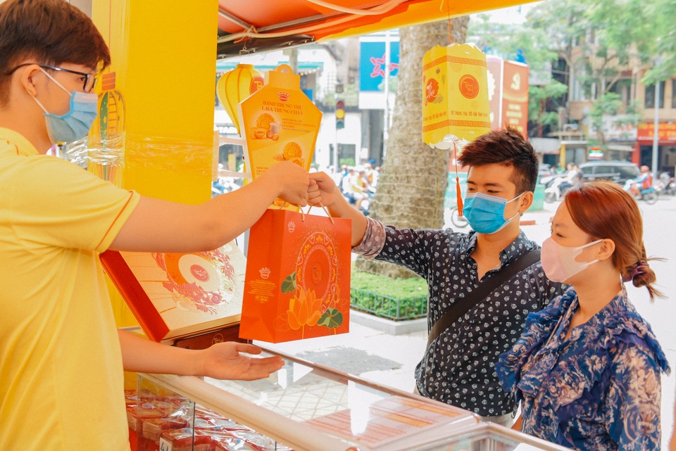 Trung thu: Lễ hội của tình thân và sự đoàn viên - 3 Trung thu: Lễ hội của tình thân và sự đoàn viên - 3