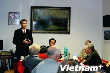 Hội thảo về đất nước Việt Nam 30 năm đổi mới tại Cộng hòa Séc