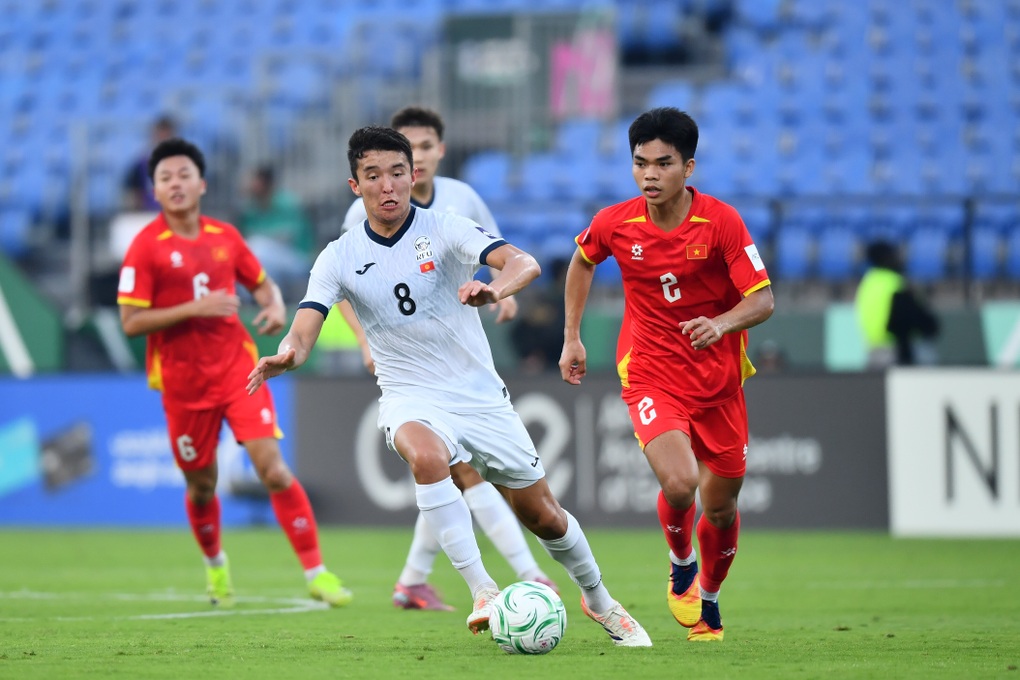 U23 Việt Nam phá bỏ “lời nguyền”, lập kỳ tích dưới thời HLV Kim Sang Sik - 2