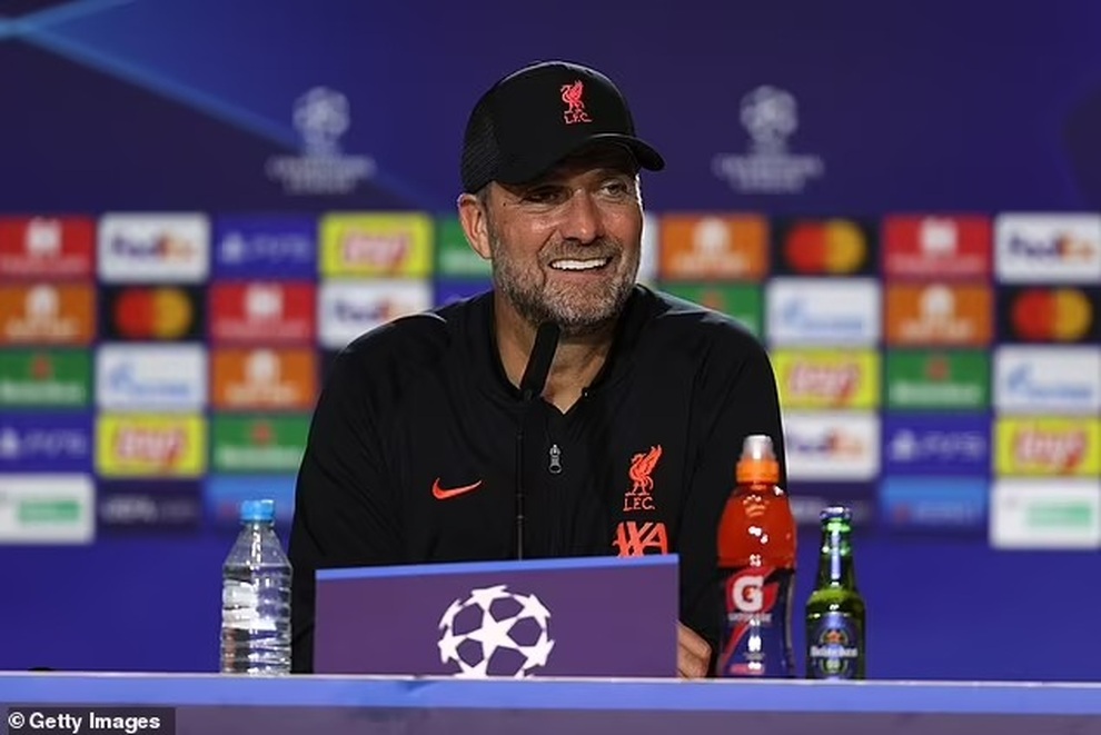 HLV Simeone để lại hình ảnh xấu xí khi Atletico thua đau trên sân nhà - 5 HLV Simeone để lại hình ảnh xấu xí khi Atletico thua đau trên sân nhà - 5