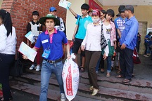 Sĩ tử ùn ùn "lai kinh ứng thí"