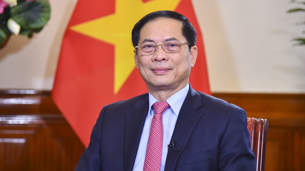 Chuyến thăm của Tổng thống Putin tạo xung lực mới cho hợp tác Việt - Nga - 1 Chuyến thăm của Tổng thống Putin tạo xung lực mới cho hợp tác Việt - Nga - 1