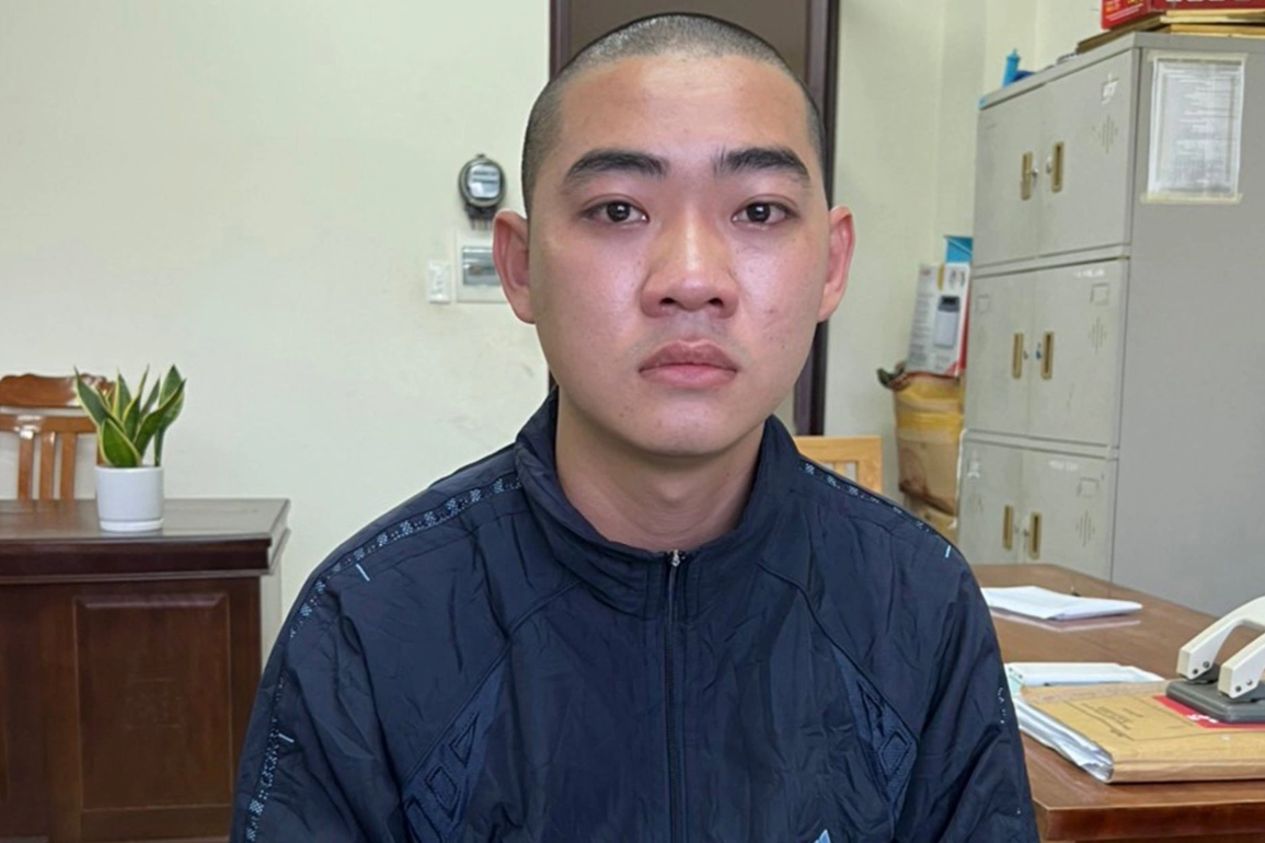 Khởi tố đối tượng chém người, nổ súng ở Hội An - 1 Khởi tố đối tượng chém người, nổ súng ở Hội An - 1