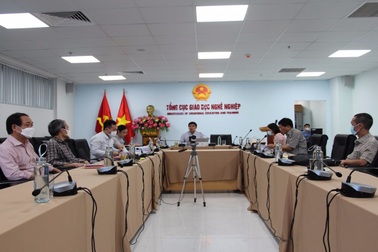 Thẩm định chương trình bồi dưỡng cán bộ quản lý về giáo dục nghề nghiệp