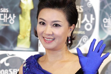 Gặp gỡ “chị cả” Kim Hye Sun của “Những nàng công chúa nổi tiếng”