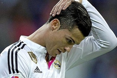 Florentino Perez tính chuyện bán C.Ronaldo