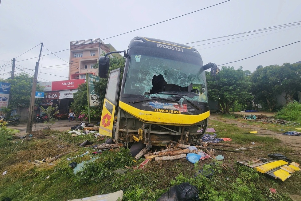 Xe khách giường nằm: Cấm hay không? - 1