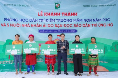 Khánh thành phòng học Dân trí Nặm Pục và 5 ngôi nhà Nhân ái tại Cao Bằng