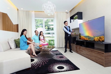 Năm ngày “kết thân” cùng Samsung LED F8000