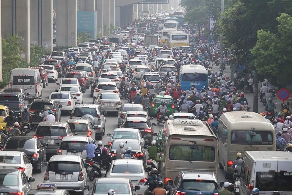 Đoạn đường dài 1km “cõng” đến 7 trường đại học, cao đẳng ở Hà Nội - 14 Đoạn đường dài 1km “cõng” đến 7 trường đại học, cao đẳng ở Hà Nội - 14