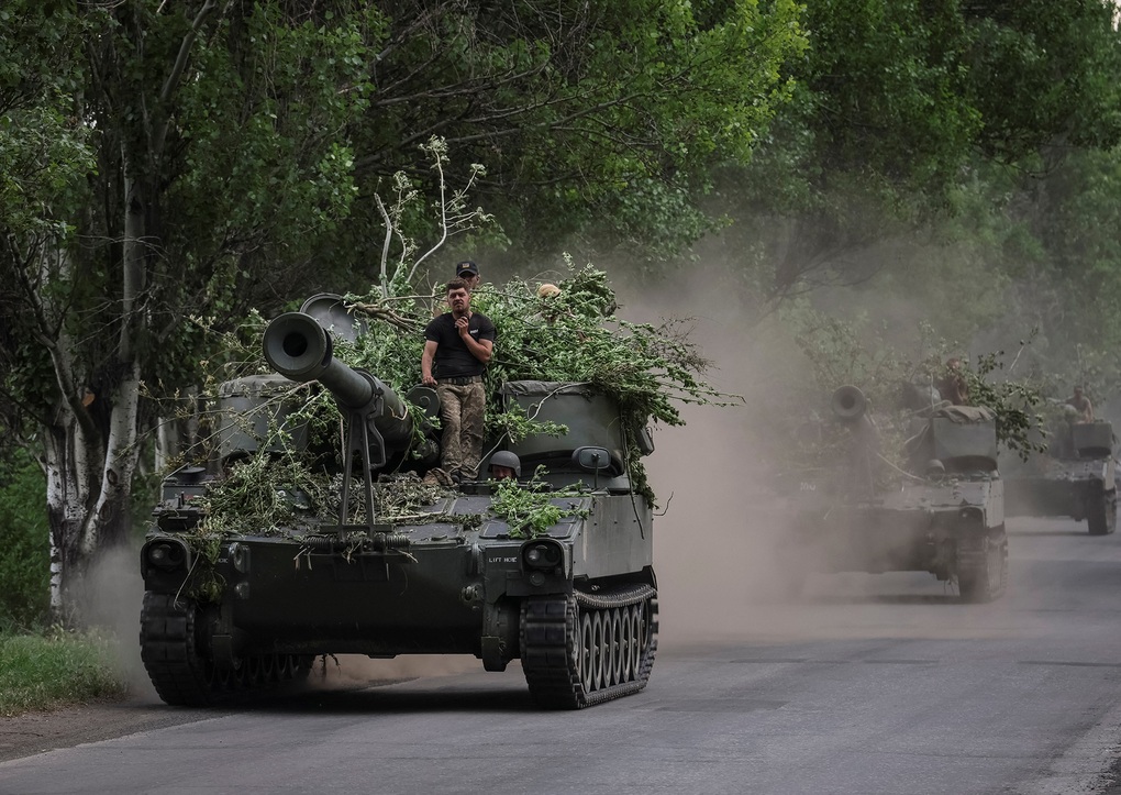 Tổn thất lớn vì chiến sự, Ukraine kêu gọi viện trợ gấp vũ khí - 1 Tổn thất lớn vì chiến sự, Ukraine kêu gọi viện trợ gấp vũ khí - 1