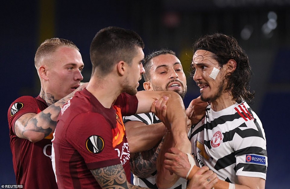 Man Utd thua AS Roma trong ngày Cavani lập cú đúp - 9 Man Utd thua AS Roma trong ngày Cavani lập cú đúp - 9