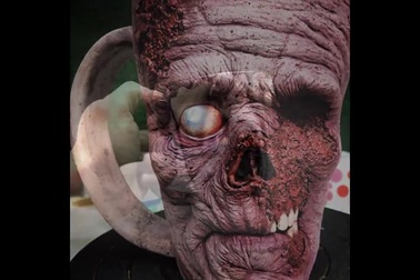 Cốc nước kinh dị nhất hành tinh