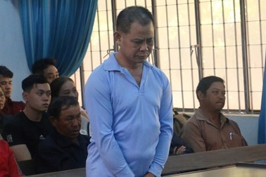 Nam bảo vệ đâm chết quản lý cửa hàng Điện máy xanh vì bị dọa đuổi việc