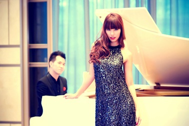 Hồ Trung Dũng, Hà Anh hát mừng giáng sinh