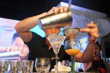 Sợ con theo “nghề nghèo” không đủ sống