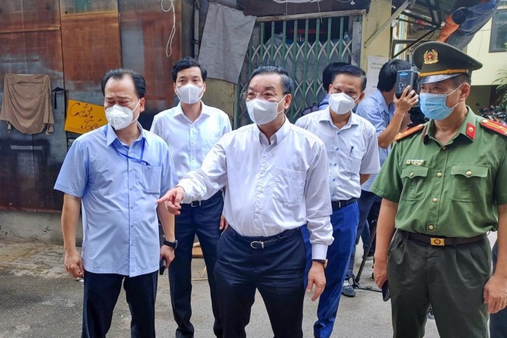 Ổ dịch Thanh Xuân Trung: Bài học lớn từ tình trạng trong lỏng, ngoài chặt - 2 Ổ dịch Thanh Xuân Trung: Bài học lớn từ tình trạng trong lỏng, ngoài chặt - 2