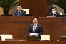 Đại biểu "truy" trách nhiệm vụ ùn ứ, Bộ trưởng Công Thương nói "oan uổng"