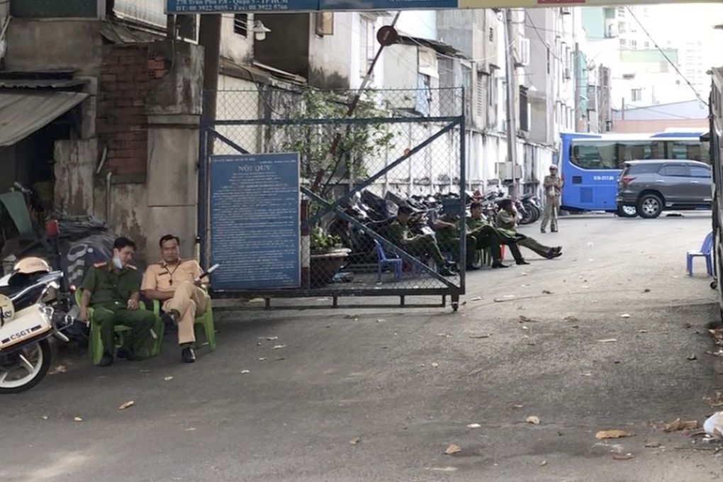 Khám xét Trung tâm đăng kiểm 50-02S ở TPHCM - 2 Khám xét Trung tâm đăng kiểm 50-02S ở TPHCM - 2