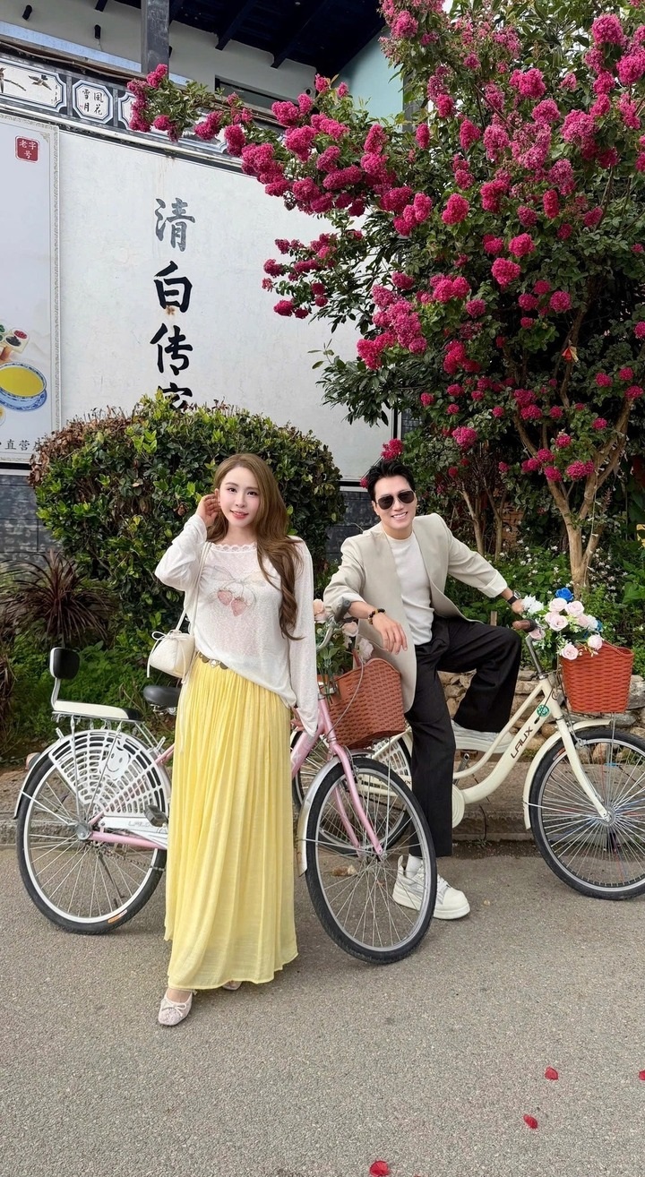 Anh Viet Anh and Quynh Nga: