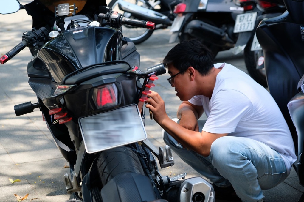 Người dân Cần Thơ trải nghiệm xe điện đổi pin VinFast - 4