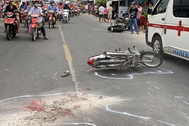 Tai nạn trên quốc lộ, 5 người thương vong