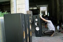 Chợ Sắt - xưởng “chuốt” đồ điện tử khổng lồ 